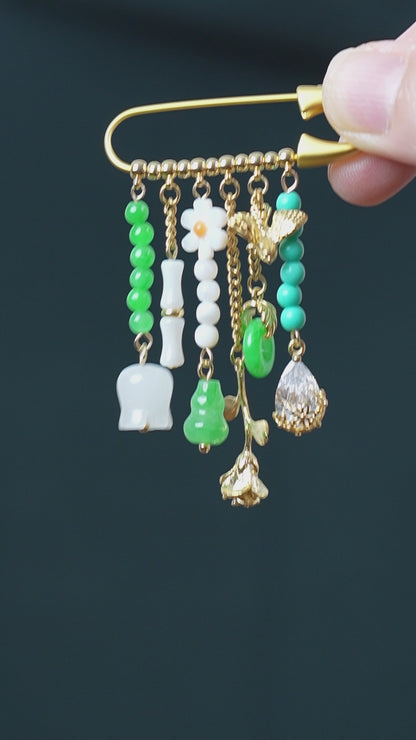Handmade Auspicious Charm Brooch, Jade Mother‑of‑Pearl Tassel Lapel Pin