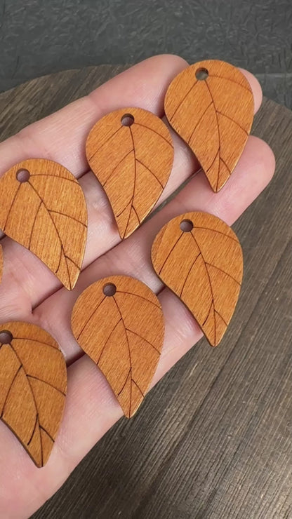 20PCS Wooden Leaf Charms, Teardrop Wood Leaf Pendants for DIY Earrings Jewelry Making