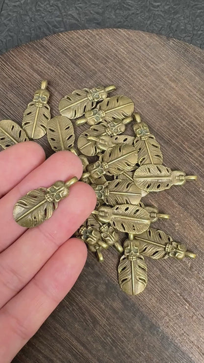 10PCS Antique Bronze Skull Feather Charms, DIY Jewelry Pendant