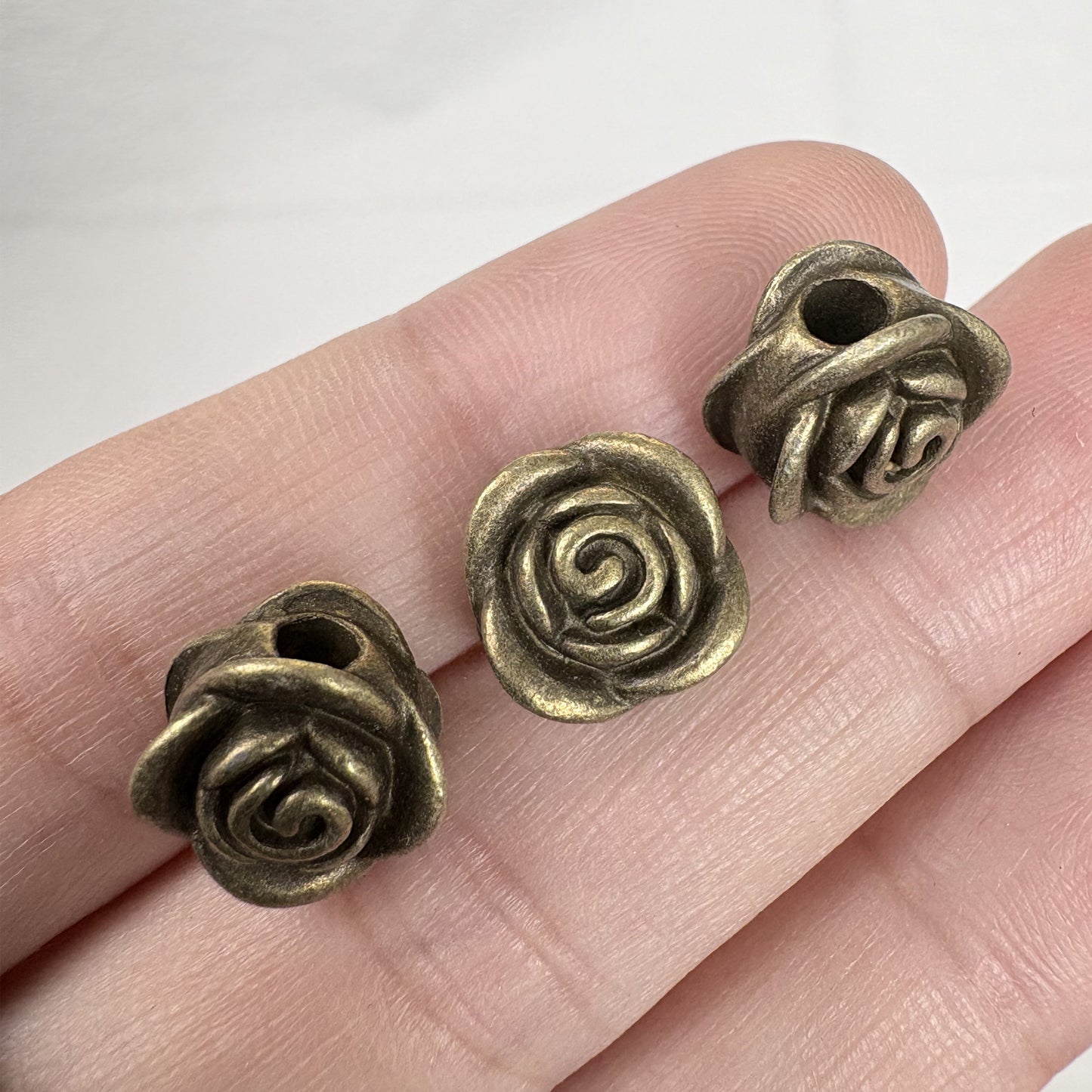 10PCS Vintage Bronze Rose Spacer Bead, Antique Floral Jewelry Finding, Retro DIY Bead for Bracelets and Necklaces
