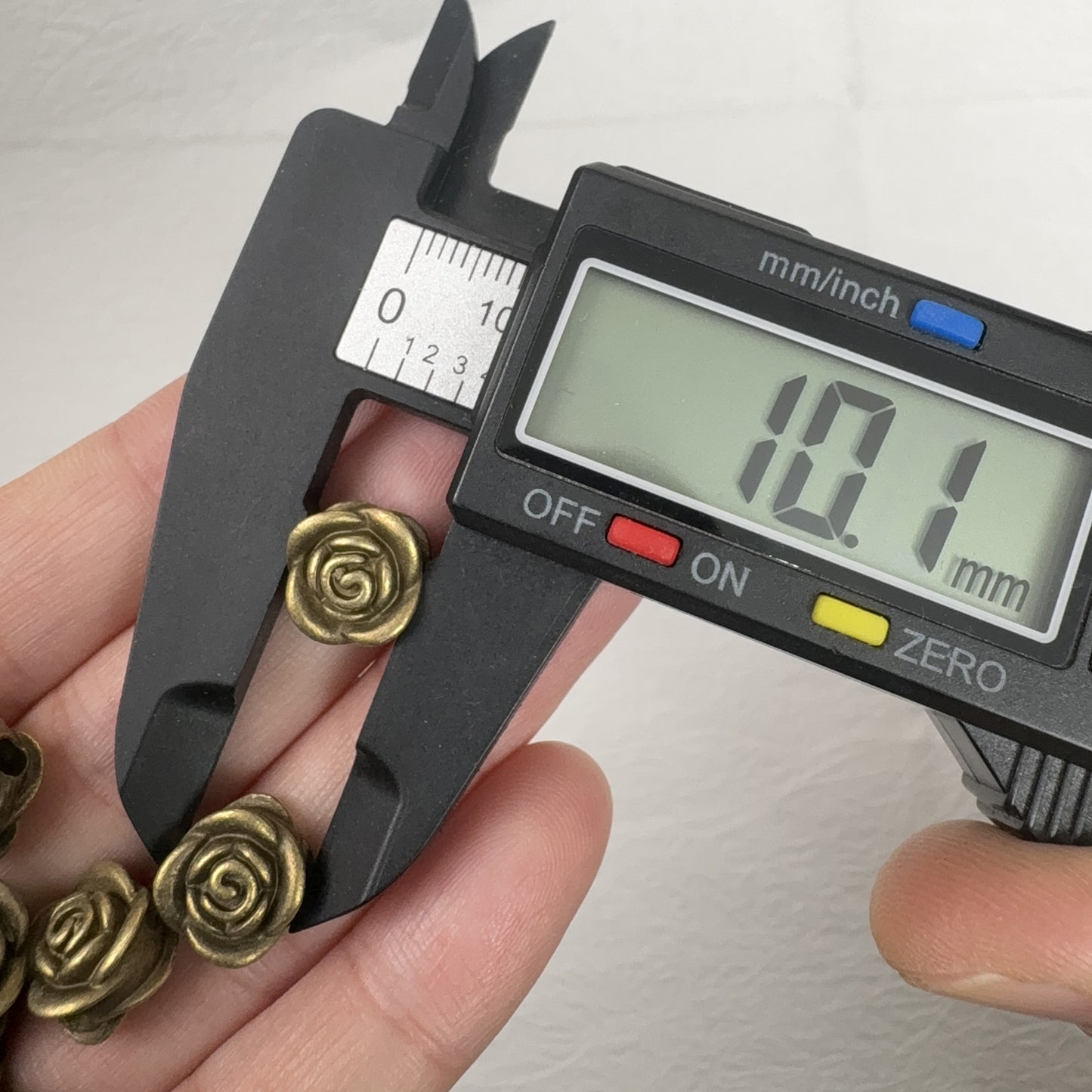 10PCS Vintage Bronze Rose Spacer Bead, Antique Floral Jewelry Finding, Retro DIY Bead for Bracelets and Necklaces