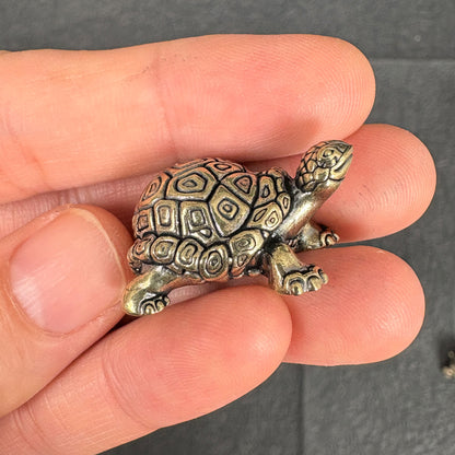 2PCS Vintage Brass Longevity Turtle Figurines, Feng Shui Tortoise Decor, Good Luck and Prosperity Symbol